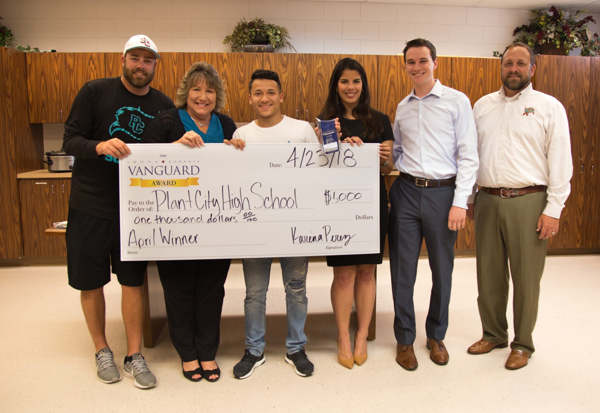 PRESS RELEASE: Eric Ugarte Recognized with Swope, Rodante Vanguard Award
